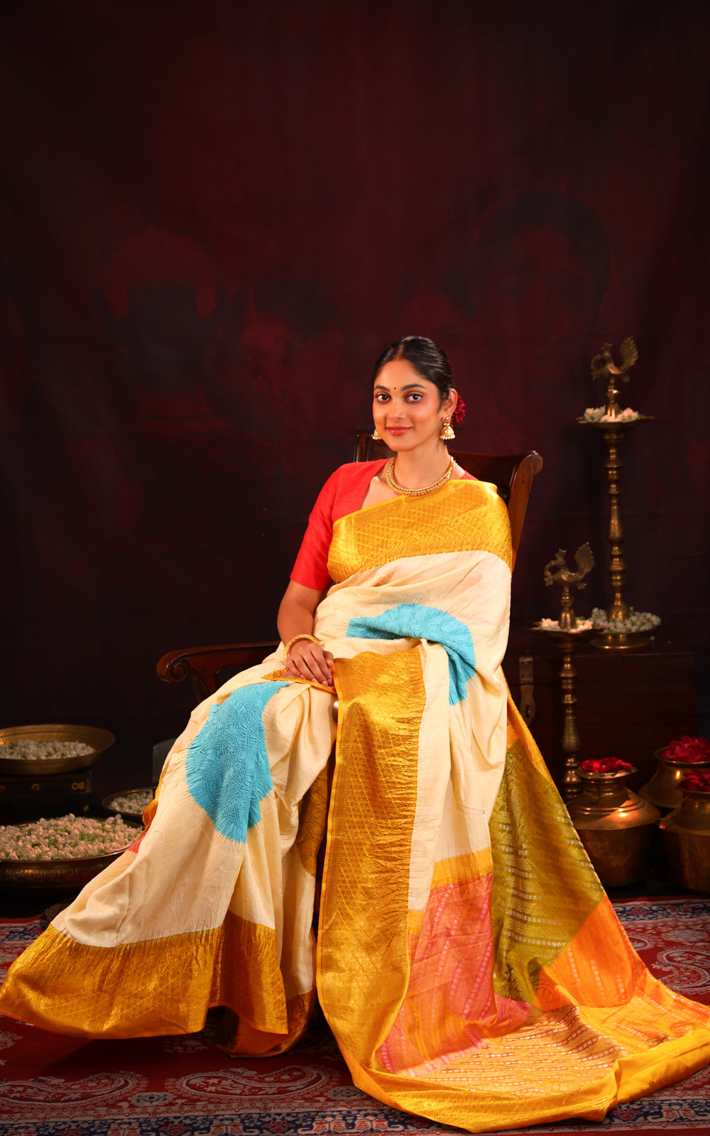 Cream & Yellow Pure Kanchipuram Silk Saree With Placement Style Bandhej