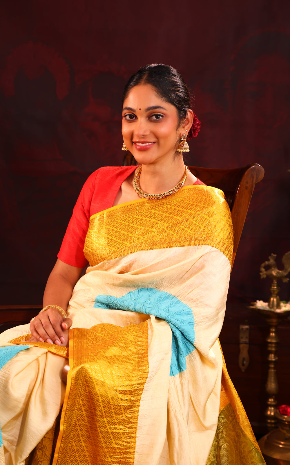 Cream & Yellow Pure Kanchipuram Silk Saree With Placement Style Bandhej