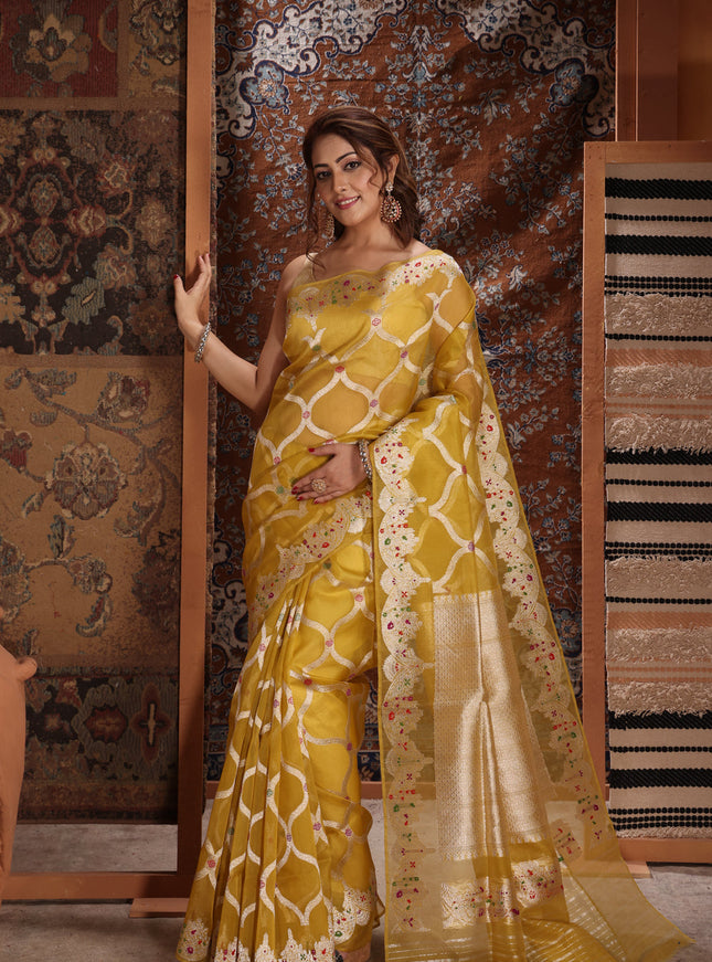 Yellow Banarasi Kora Saree With Kadhua Weaves