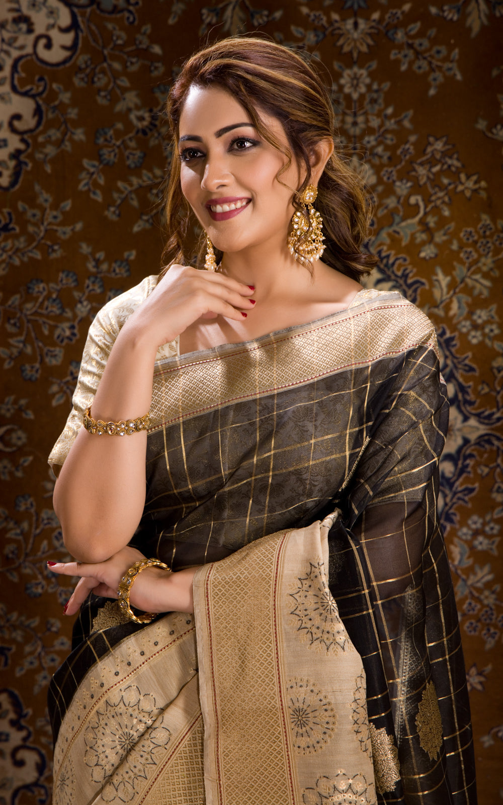 Black & Beige Banarasi Kora Saree With Kadhua Weaves & Gicha Border