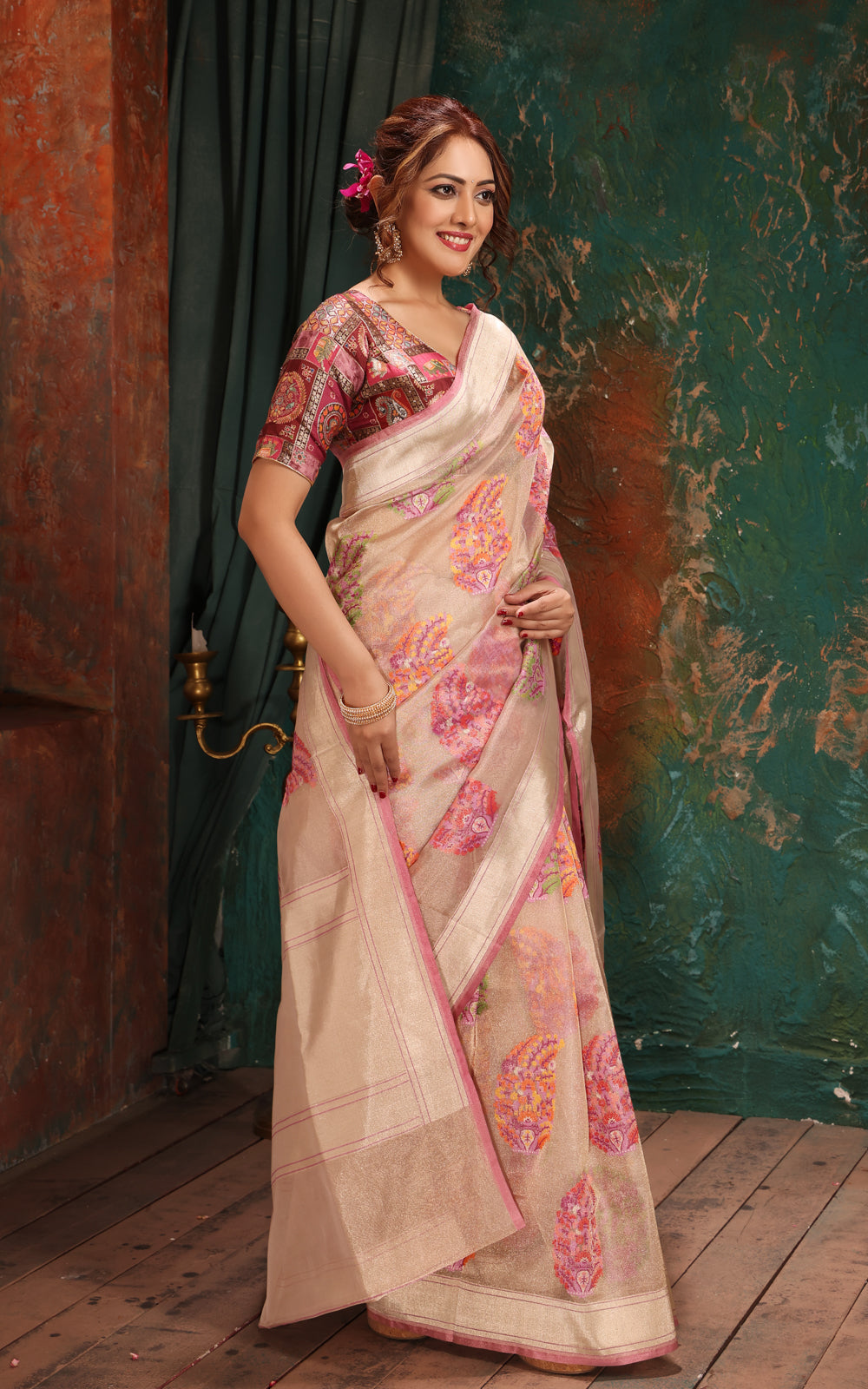 Silver & Pink Banarasi Tissue Kora Saree With Jamdani Weaves