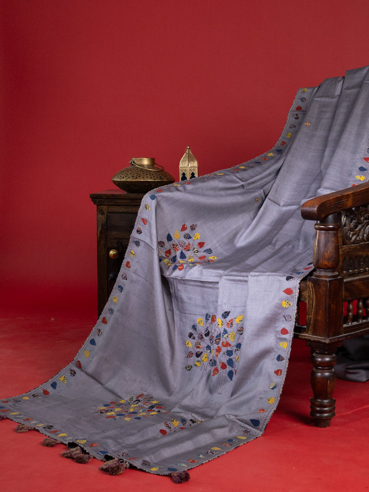 Grey Tussar Silk Saree With Applique Work