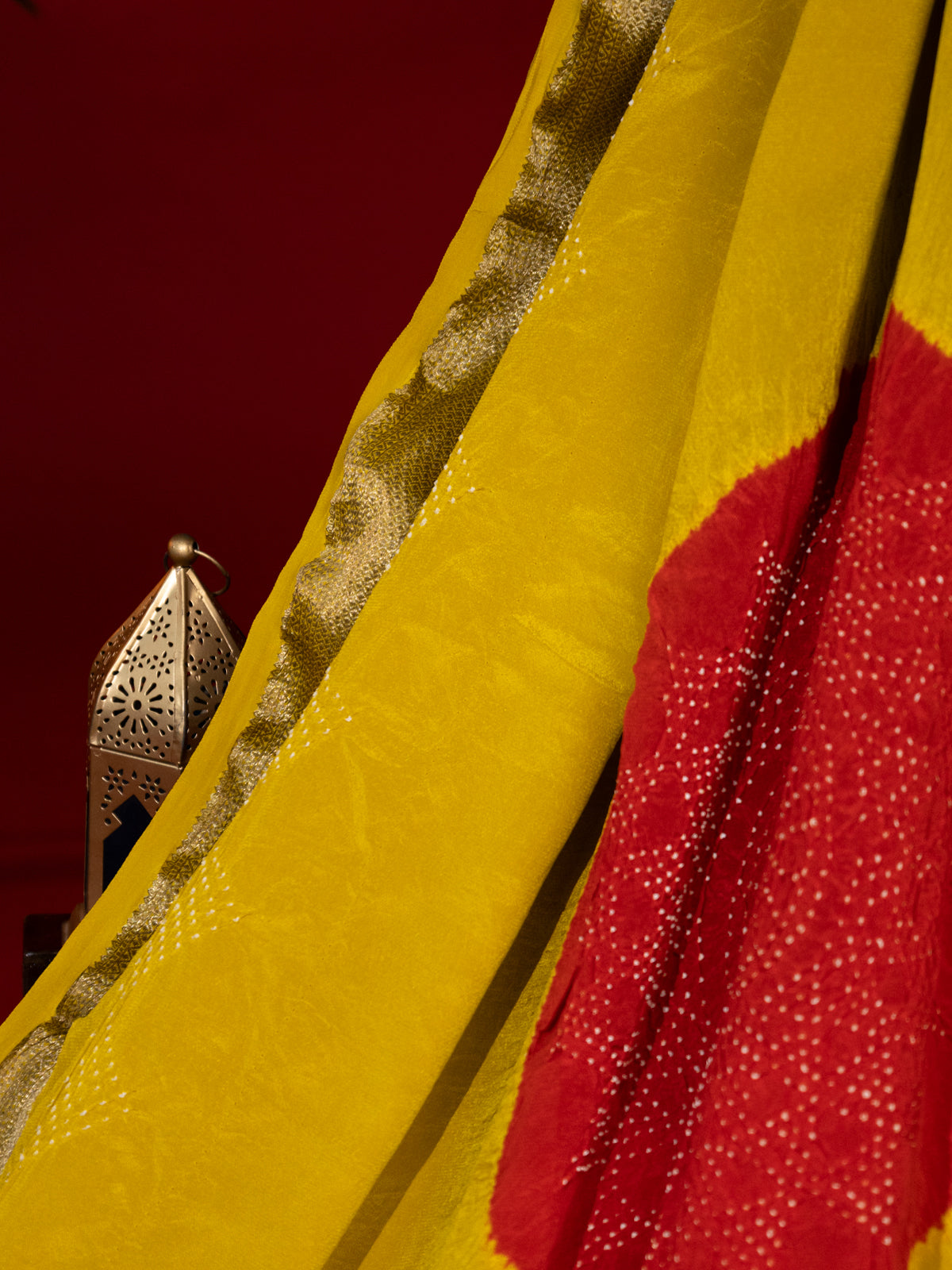 Lime Yellow & Red Banarasi Crepe Saree With Placement Style Bandhej