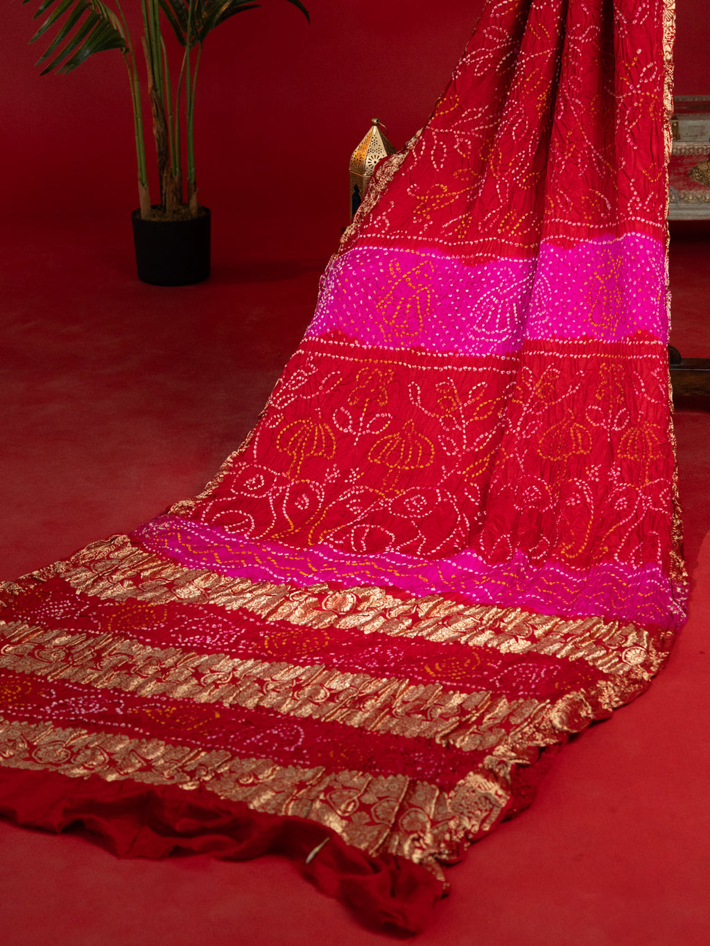 Red & Pink Gajji Silk With Allover Bandhej