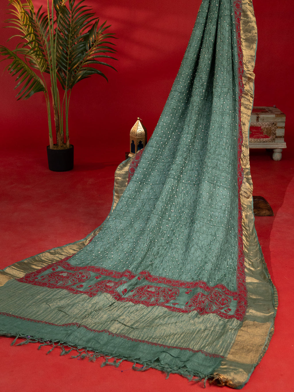 Green Tussar Silk Saree With Bandhej