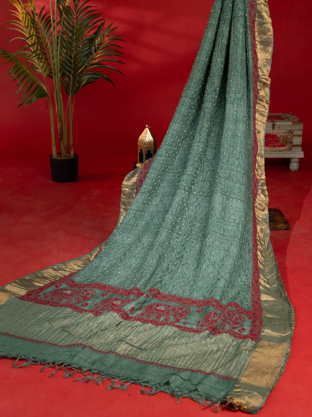 Green Tussar Silk Saree With Bandhej