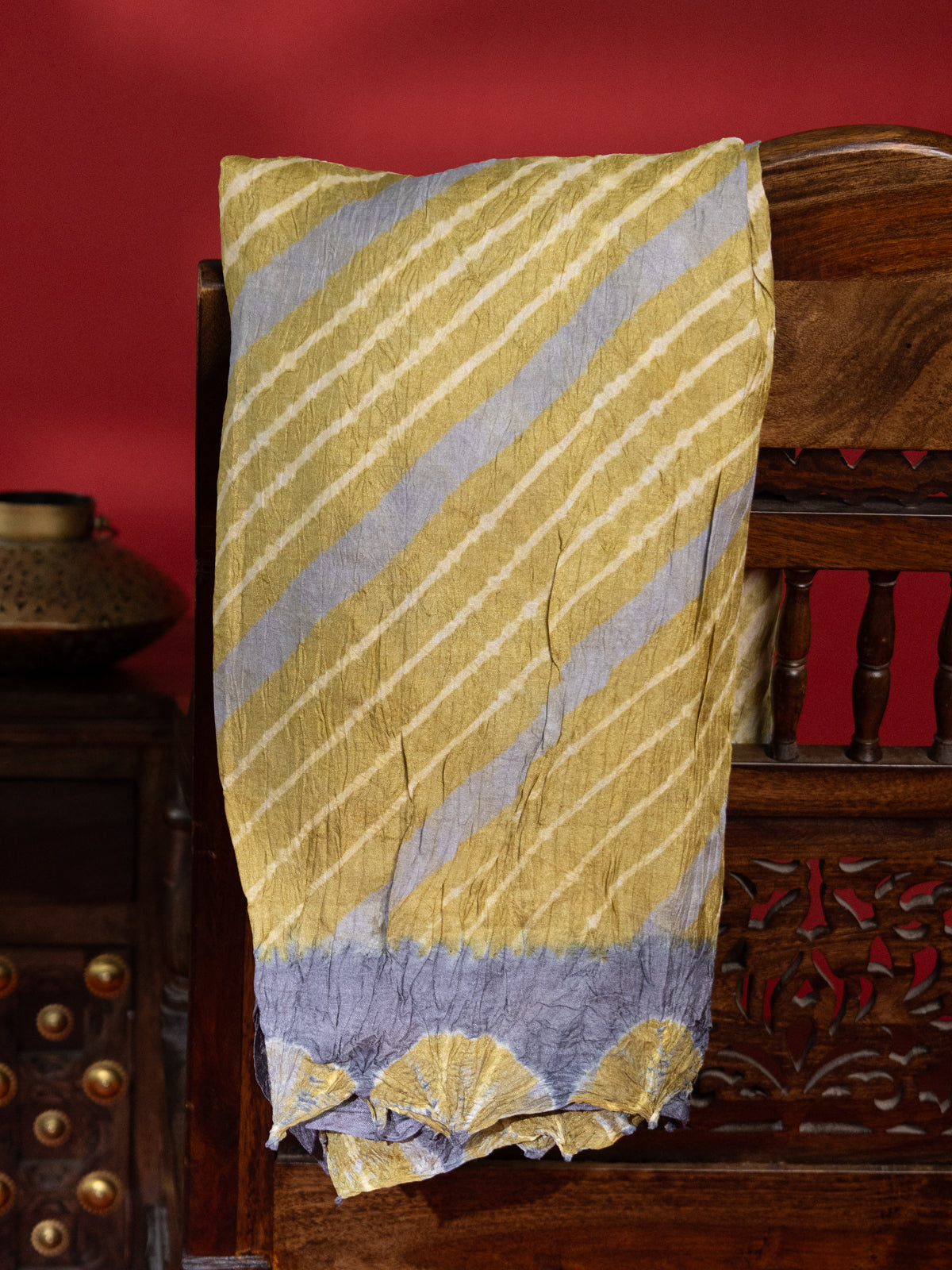 Elaichi Green & Grey Leheriya Tussar Silk Saree With Bhandej