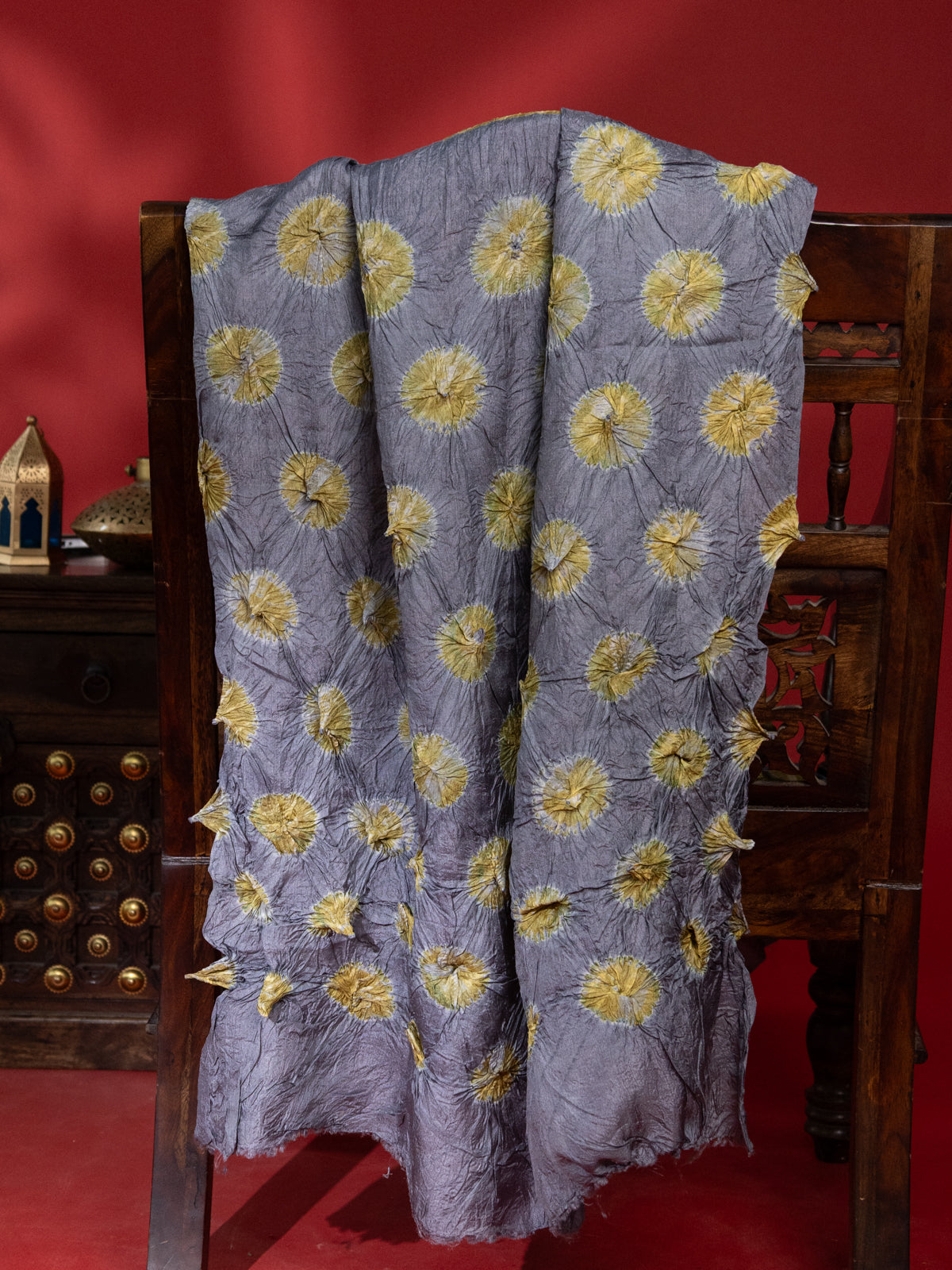 Elaichi Green & Grey Leheriya Tussar Silk Saree With Bhandej