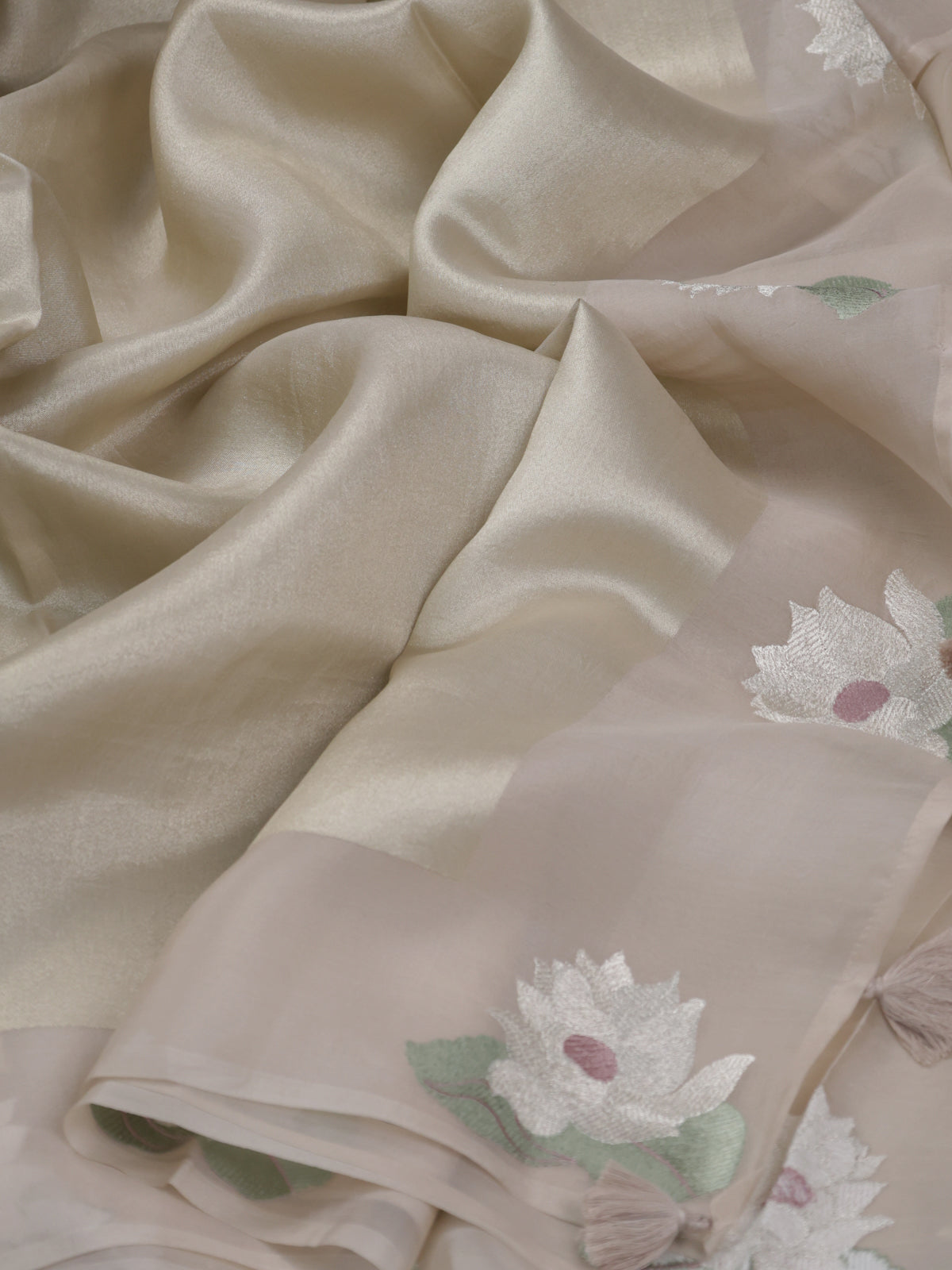 Beige Pure Banarasi Tissue Organza Saree With Border Floral Embroided Butta