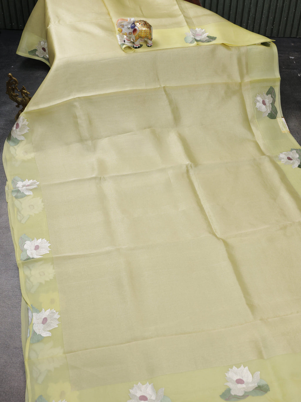 Pale Yellow Pure Banarasi Tissue Organza Saree With Border Floral Embroided Butta