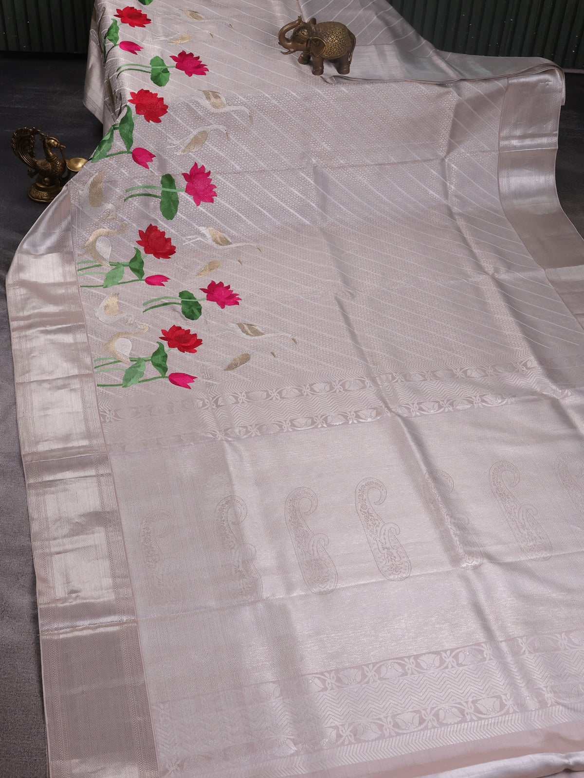 Silver Grey Kanchipuram Silk Saree With Allover Embroidery And Silver Zari
