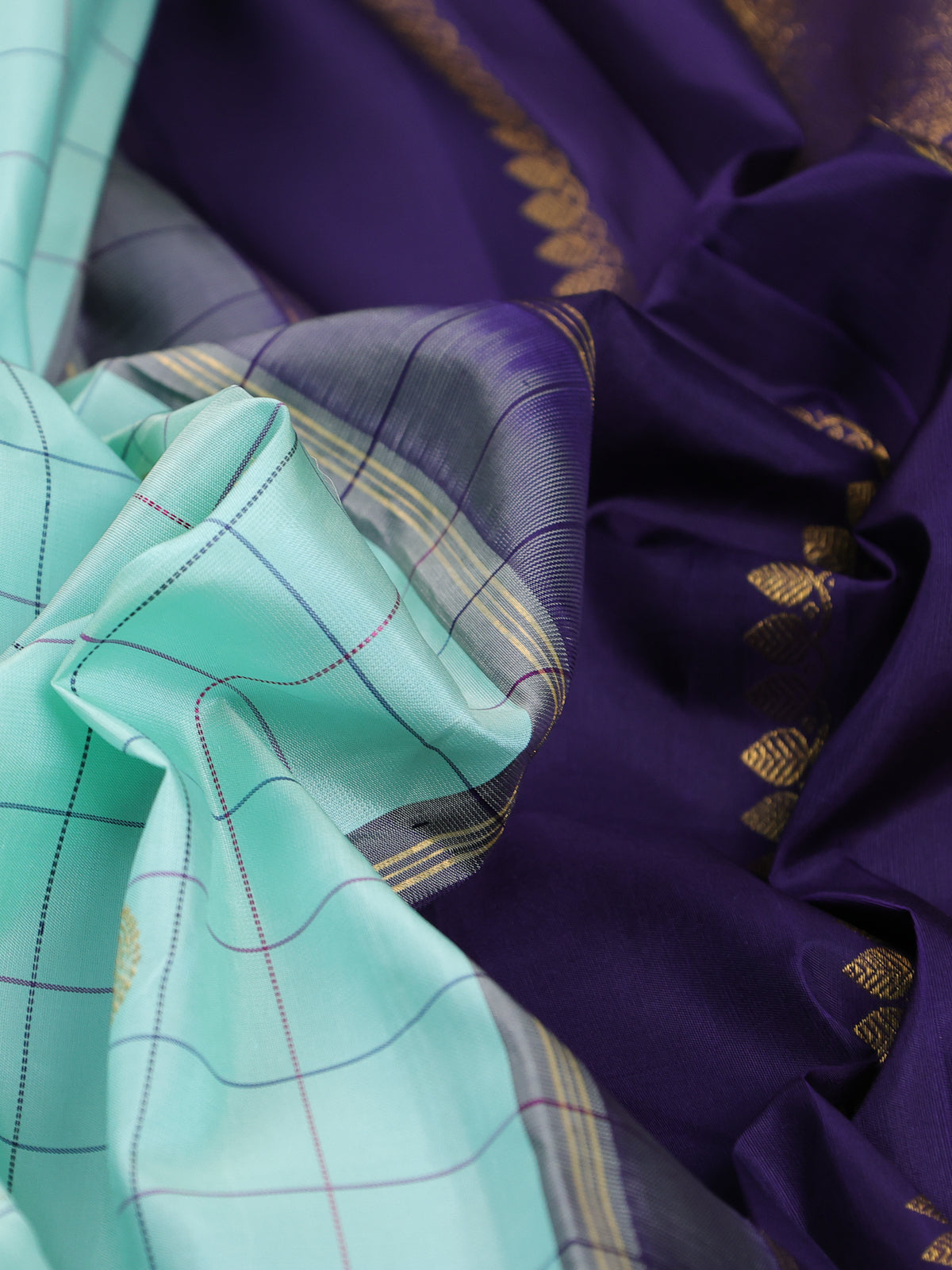 Teal Blue & Navy Blue Kanchipuram Silk Saree Witth Allover Checks & Zari Buttas