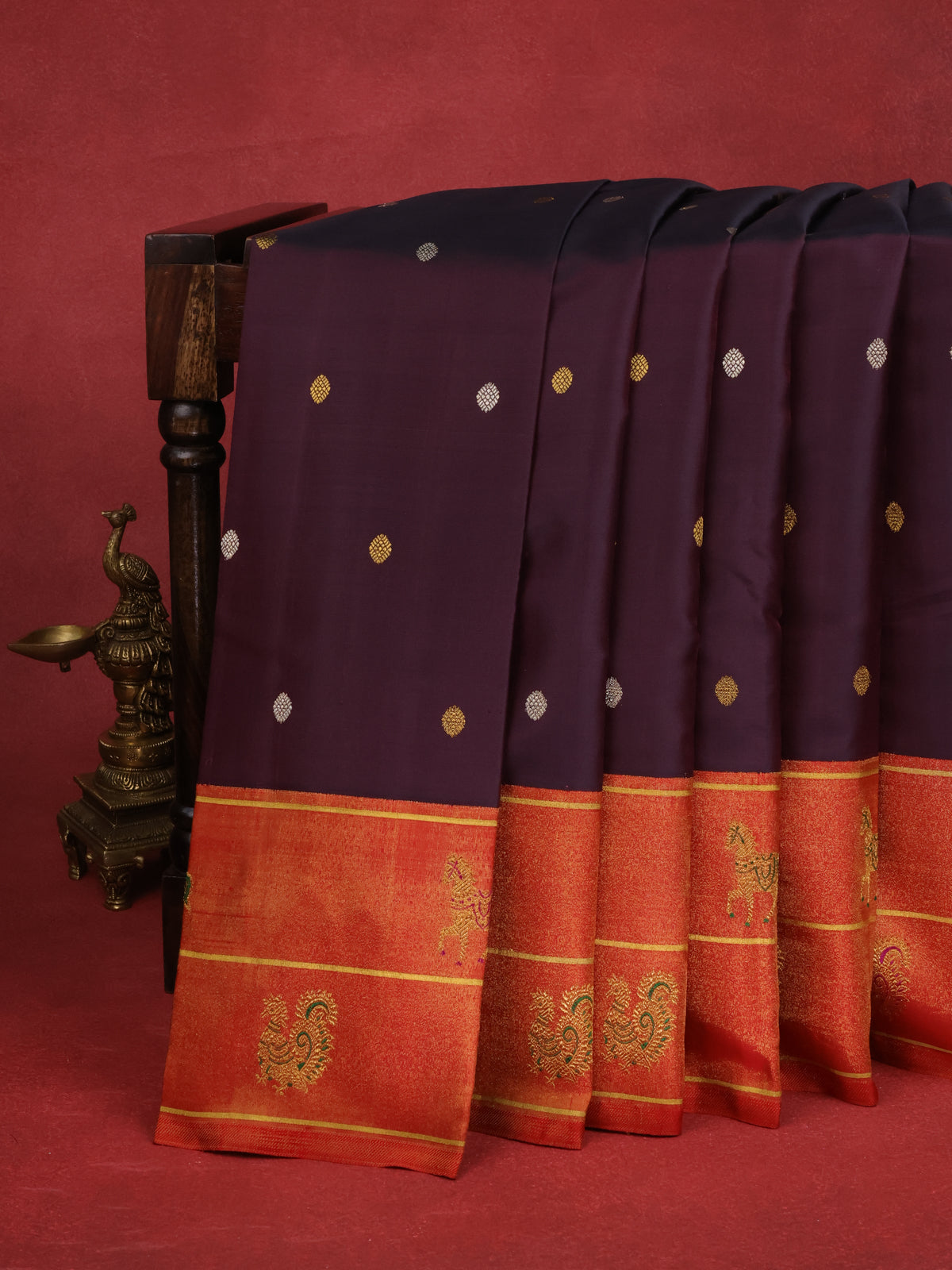 Deep Wine & Red Kanchipuram Silk Saree Witth Golden Zari Buttas And Rich Border