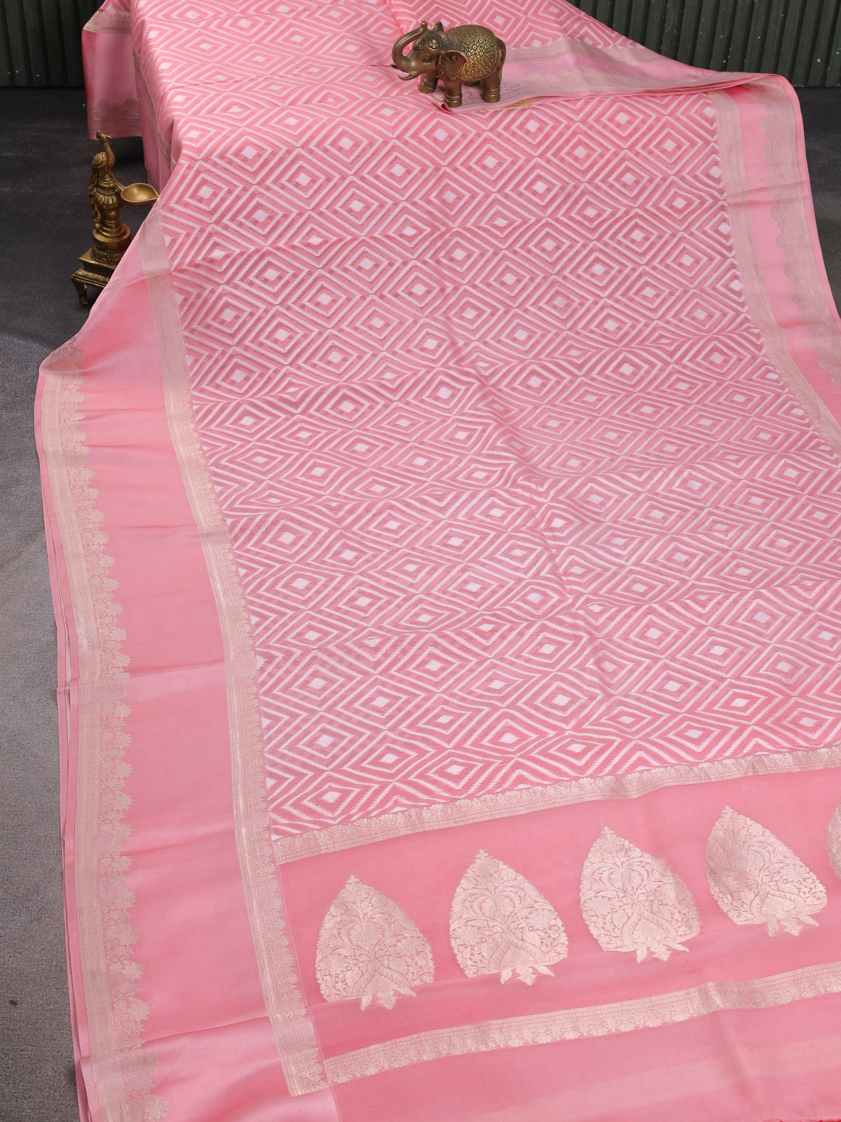 Peach Pink Banarasi Kora Saree With Allover Thread Weaves And Satin Border
