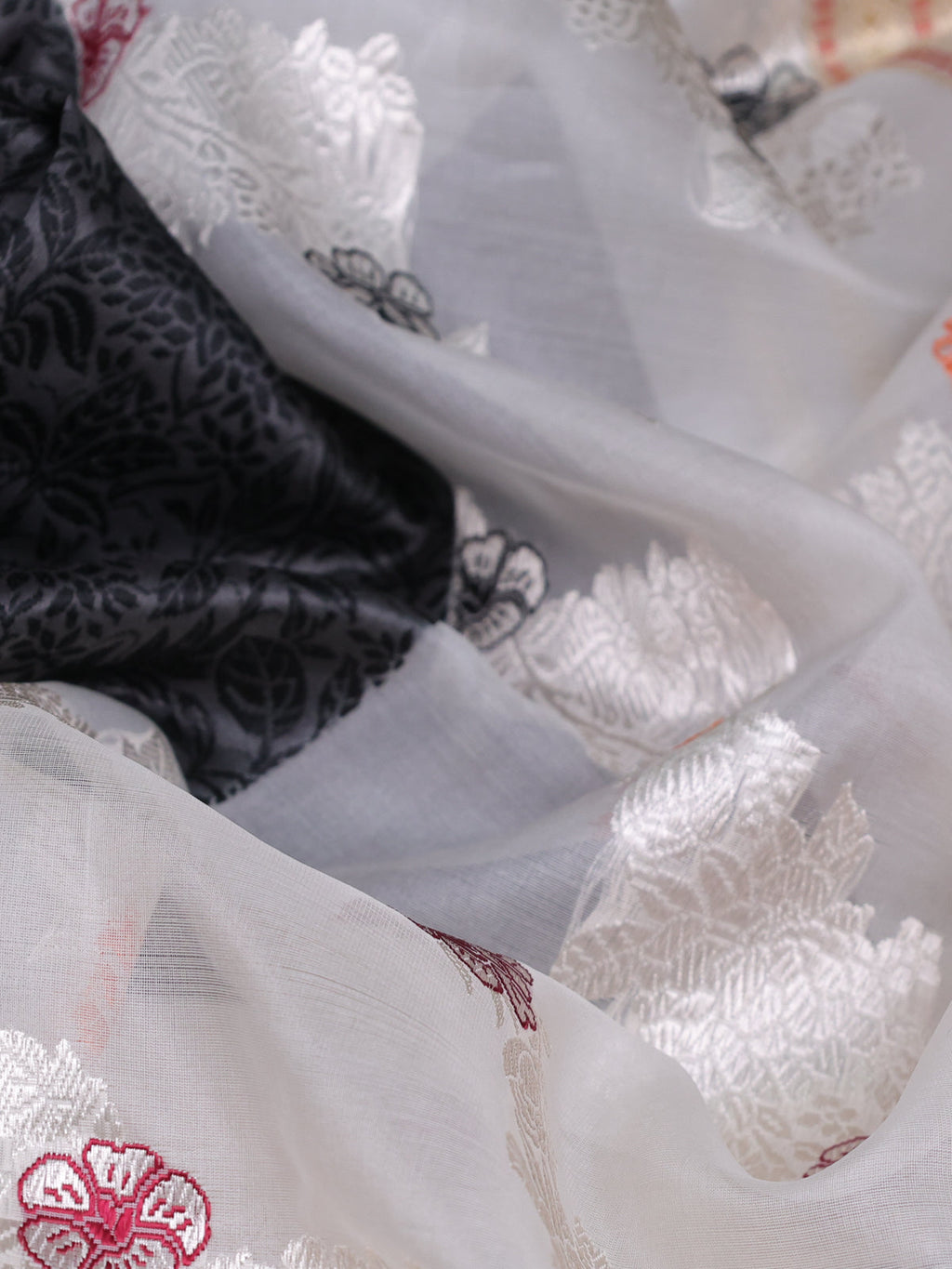 Elephant Grey - Off White Banarasi Silk Saree With Thread Weaves & Long Organza Floral Border