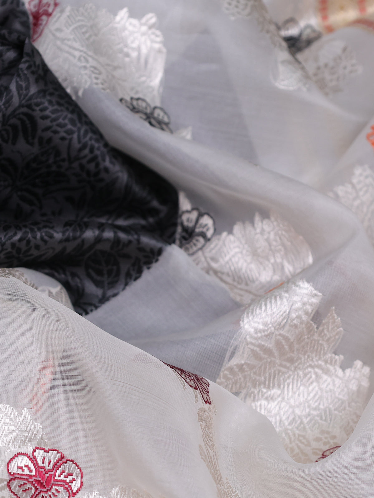 Elephant Grey - Off White Banarasi Silk Saree With Thread Weaves & Long Organza Floral Border