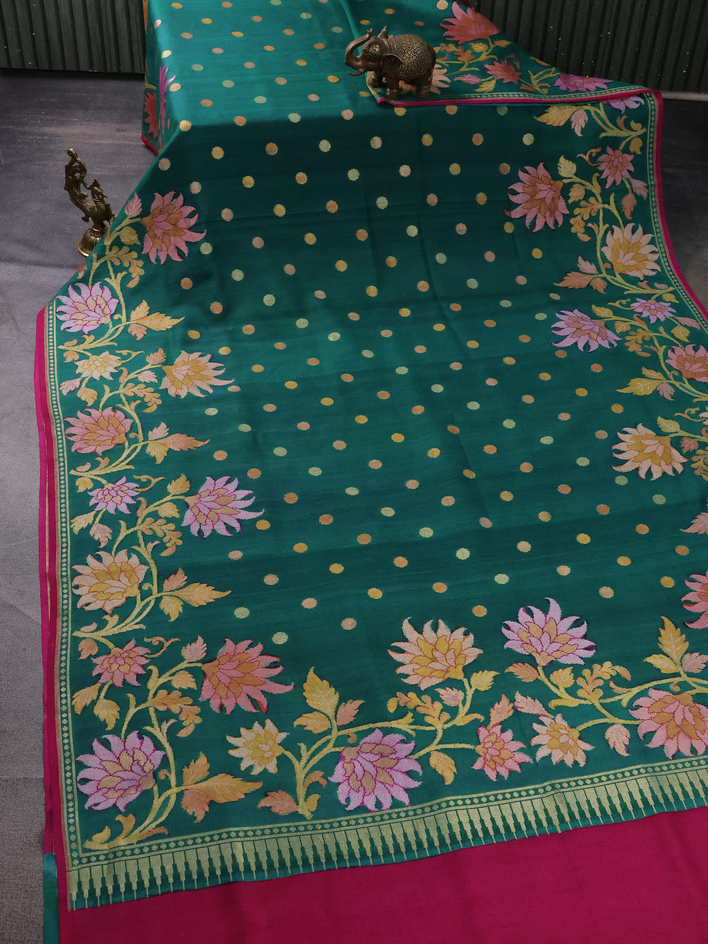 Green -Pink Banarasi Tussar Georgette Silk Saree With Paithani Weaves