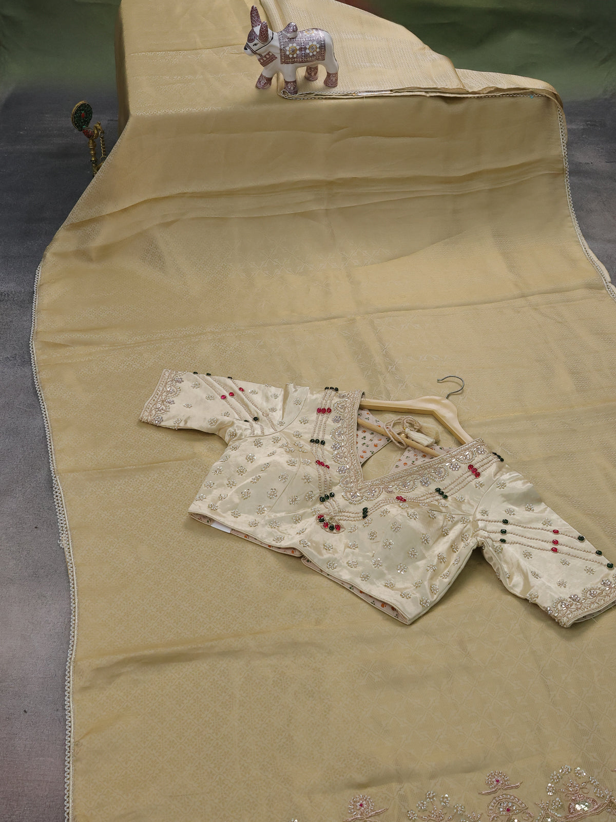 Beige Banarasi Silk Saree With Embroidery Readymade Blouse