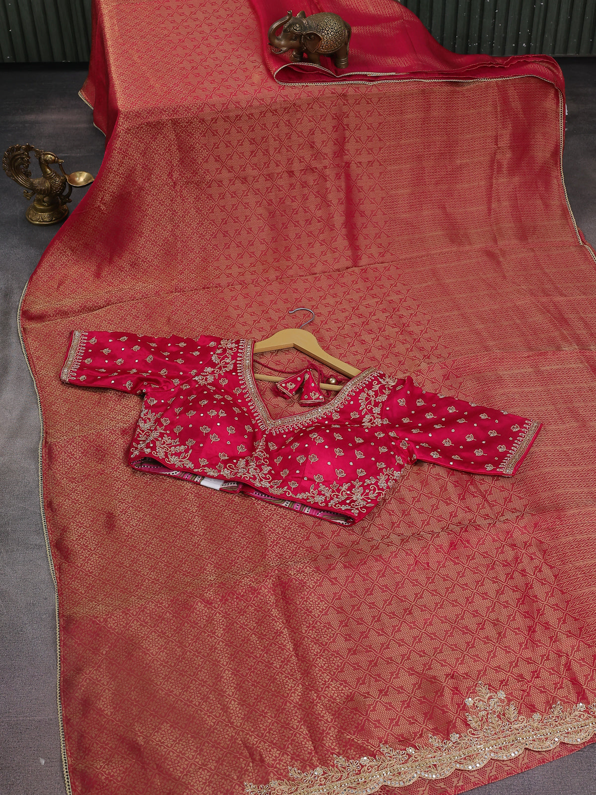 Pink Banarasi Silk Saree With Embroidery Readymade Blouse