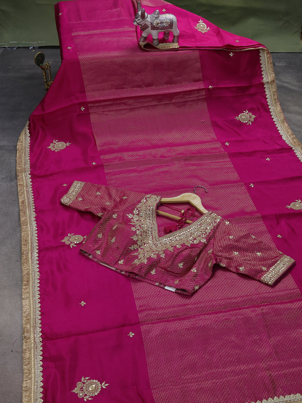 Pink Chiniya Silk Saree With Embroidery Readymade Blouse