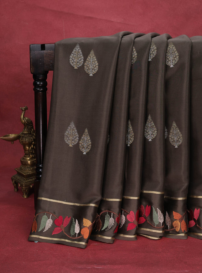 Dark Sap Green Crepe Silk Saree With Border Embroidery