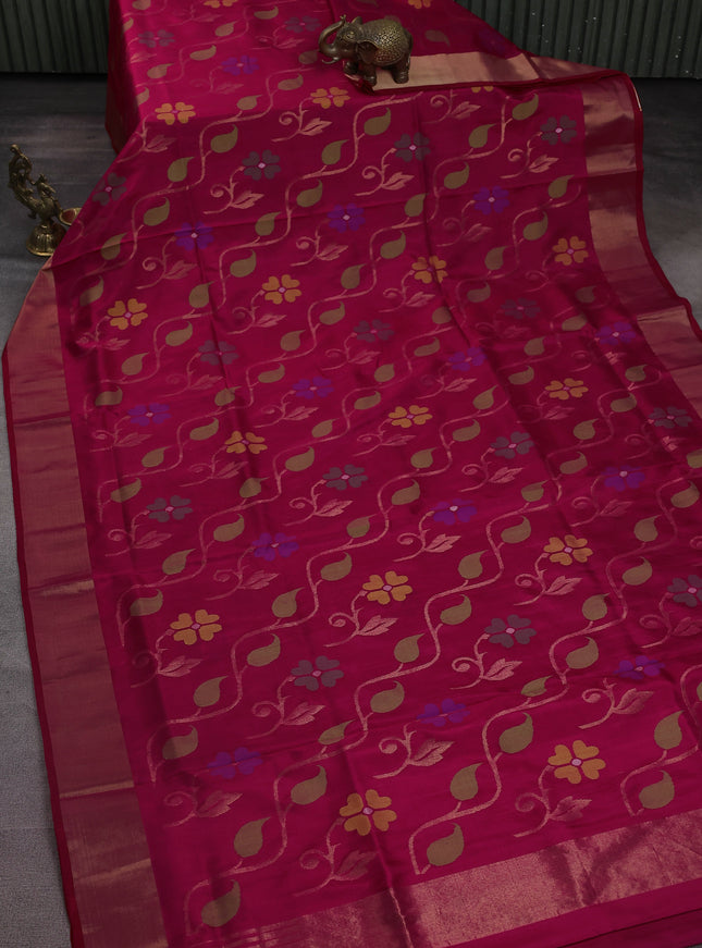 Pink Uppada Silk Saree With Jamdhani Weaves