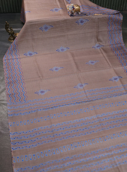 Beige Printed Tussar Silk Saree