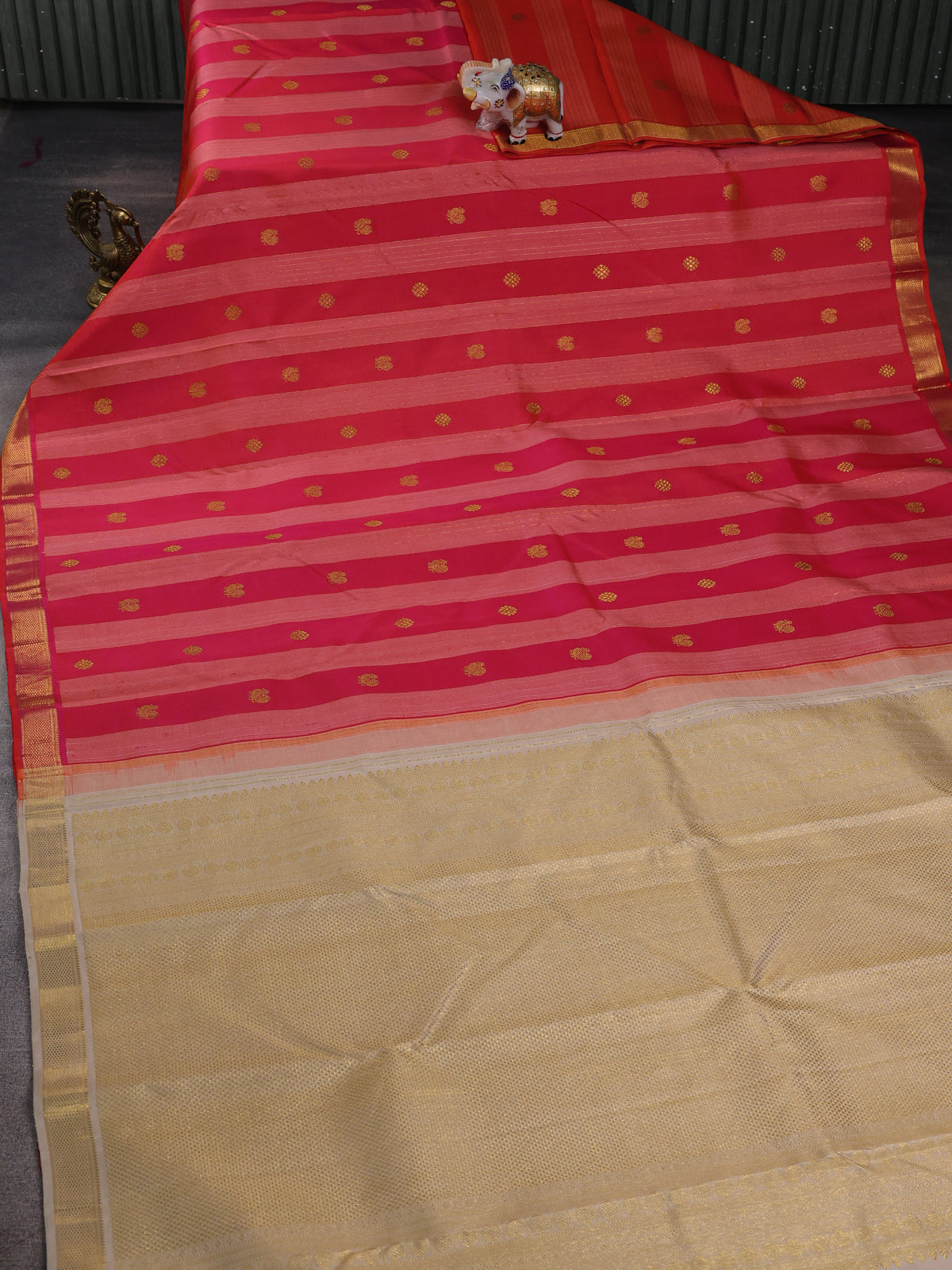 Dual Tone Pink Pure Kanchipuram Silk Saree