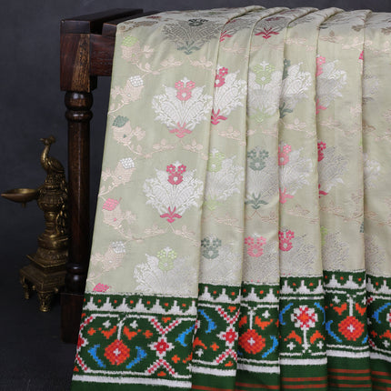 Collection image for: Banarasi Silk Embroidery