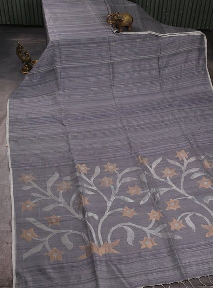 Grey Matka Tussar Saree