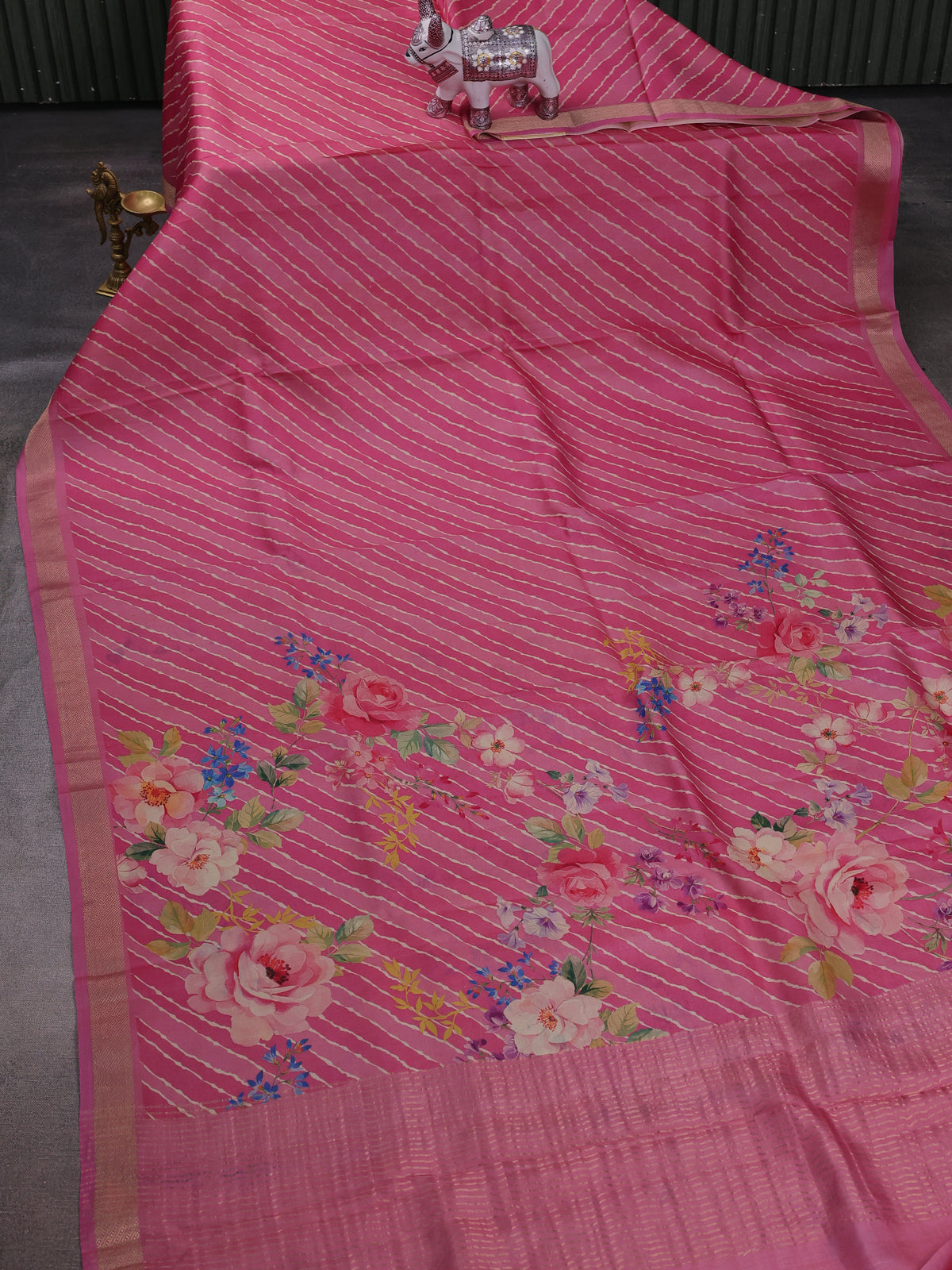 Gajri Pink Printed Tussar Silk Saree
