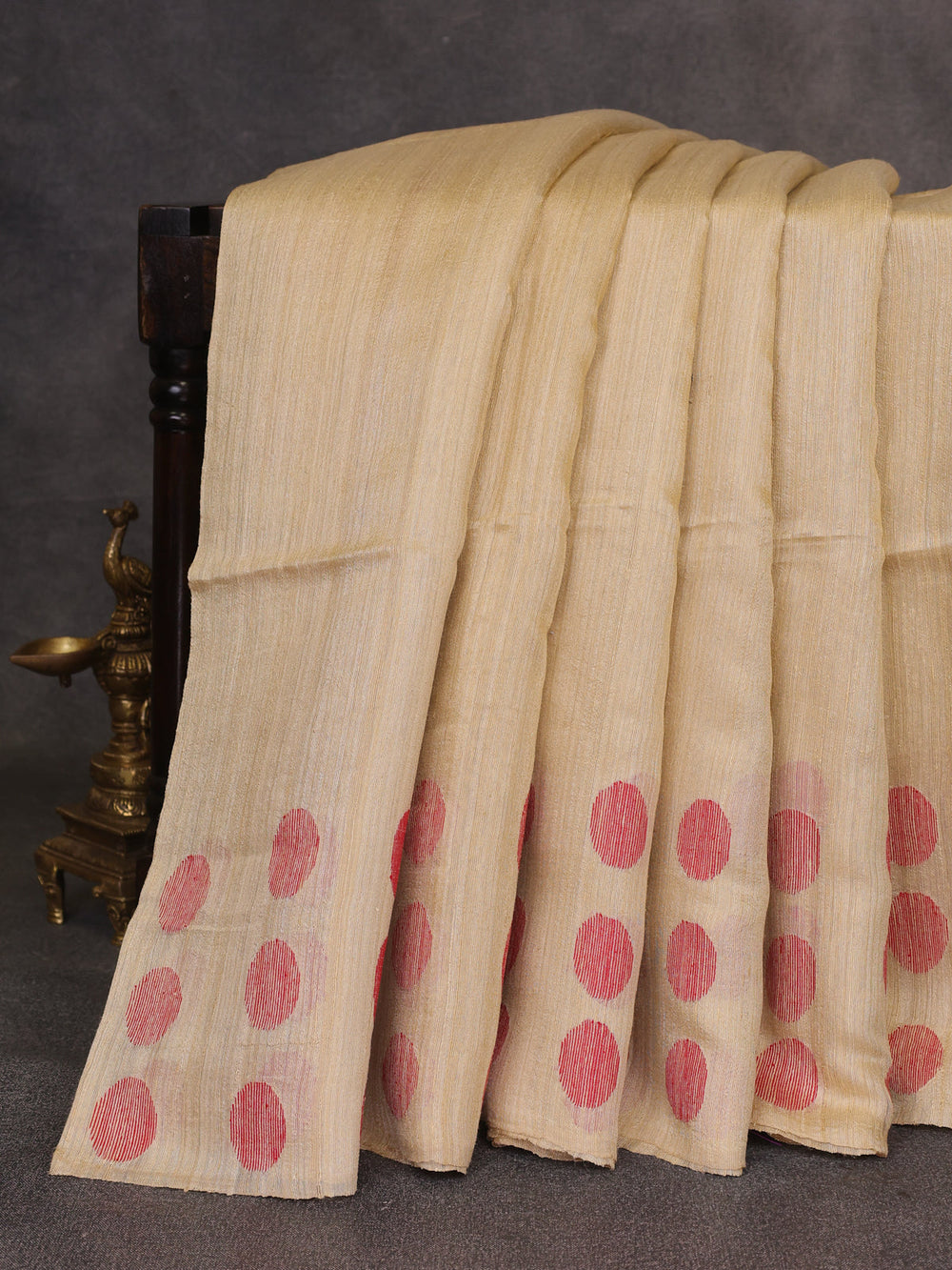 Beige Matka Tussar Silk Saree