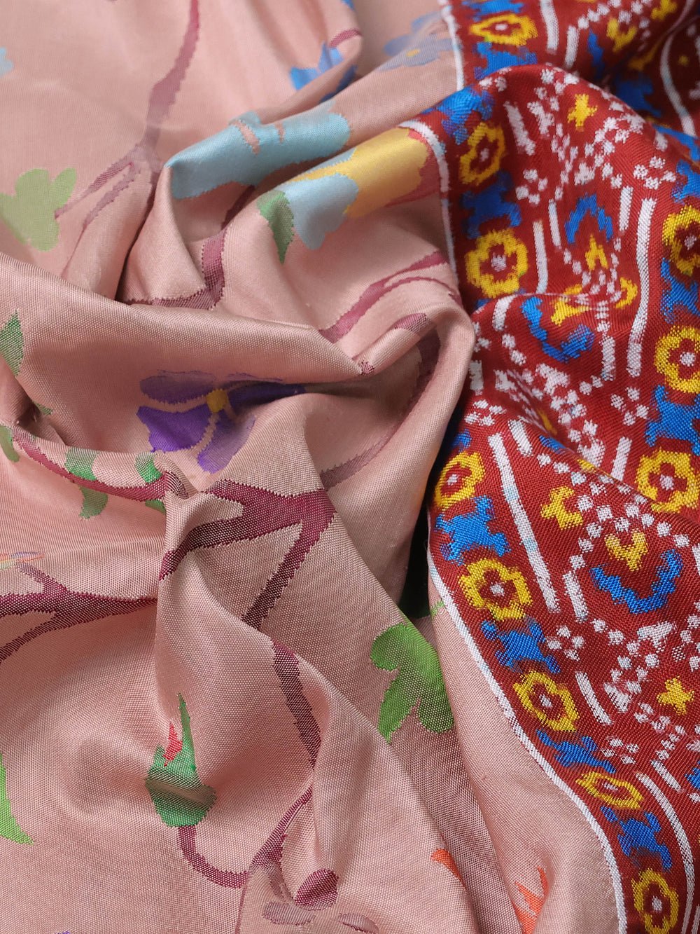 Onion Pink - Red Pure Paithani Silk Embroidery Saree