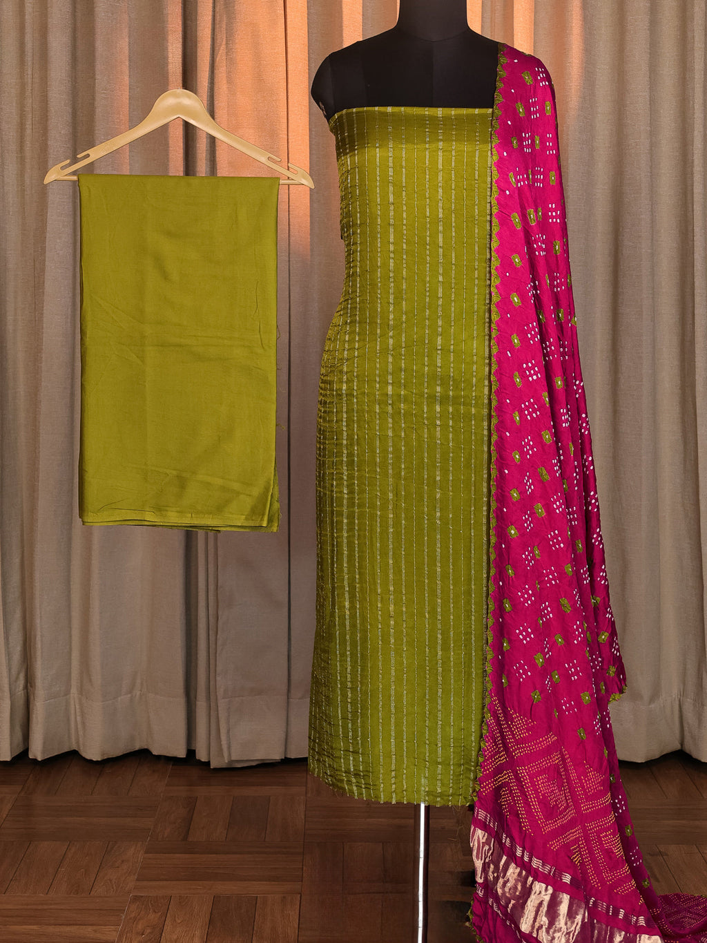 Mehendi Green & Pink Gajji Unstitched Suit