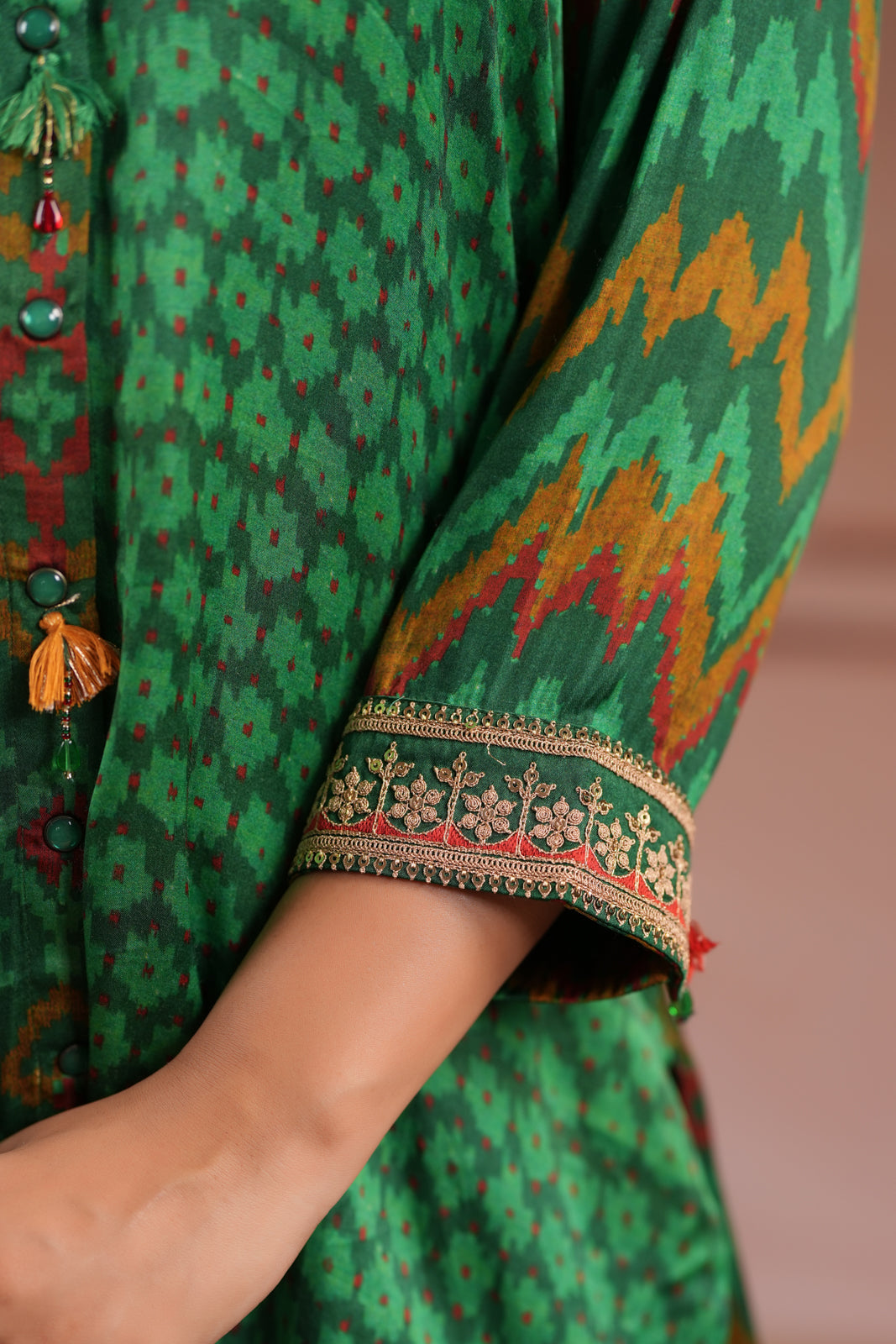 Green Satin Crepe High-Low Collared Printed Shirt And Plain Pant