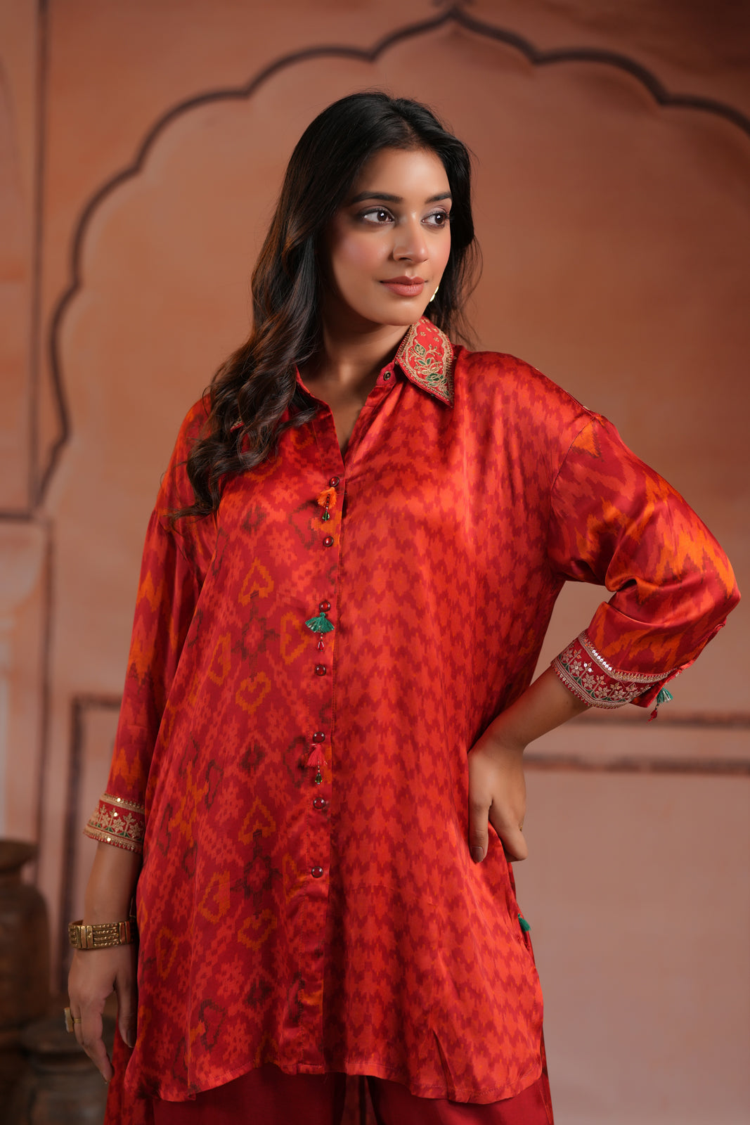Red Satin Crepe High-Low Collared Printed Shirt And Plain Pant
