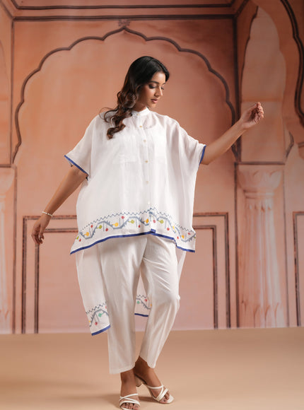 White Cotton High-Low Kaftan Set With Mininul Print Onthe Top