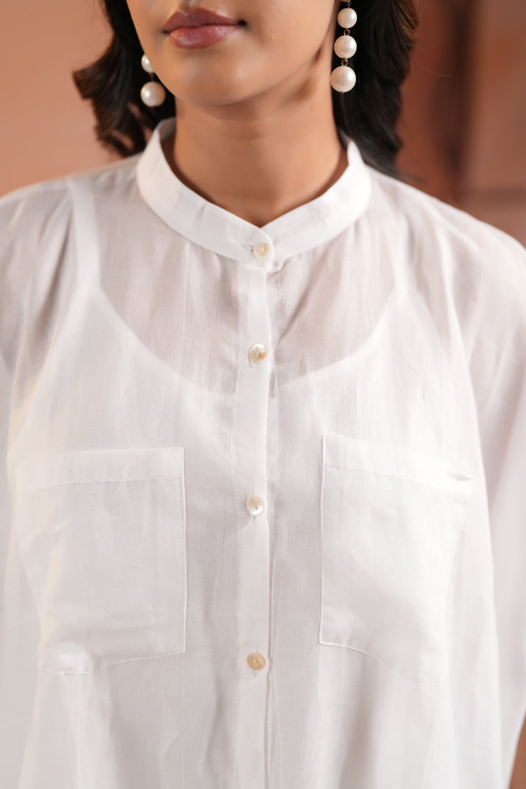 White Cotton High-Low Kaftan Set With Mininul Print Onthe Top